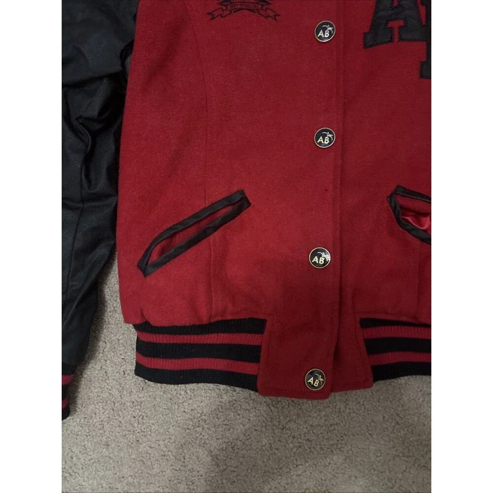 LOFT akcess varsity